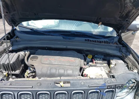 2016 Jeep Renegade Trailhawk z USA, uszkodzony, nr VIN ZACCJBCT8GPD22384